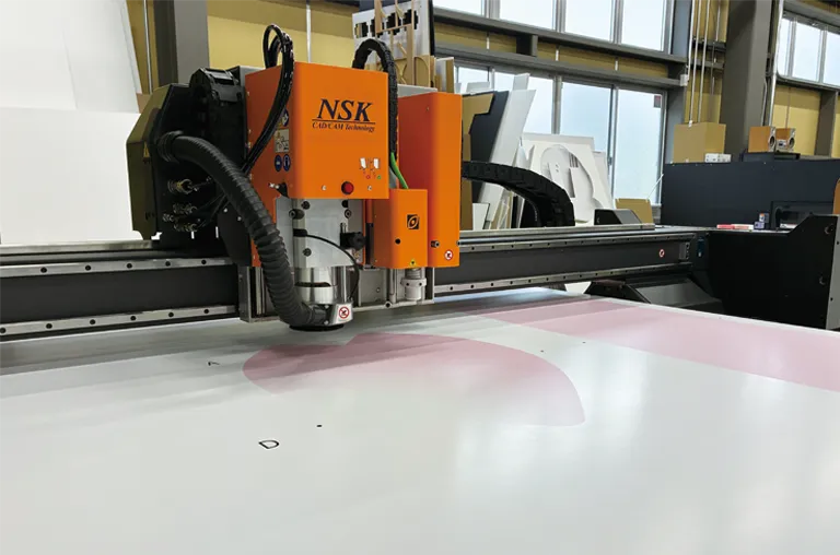 導入したKongsberg C EdgeでRe-boardをカット