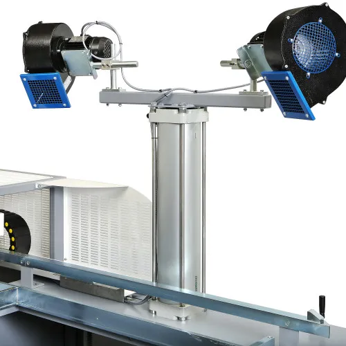 世界で最も売れているデスクトップ型高機能小型真空成型機formech2440冷却ファン部分